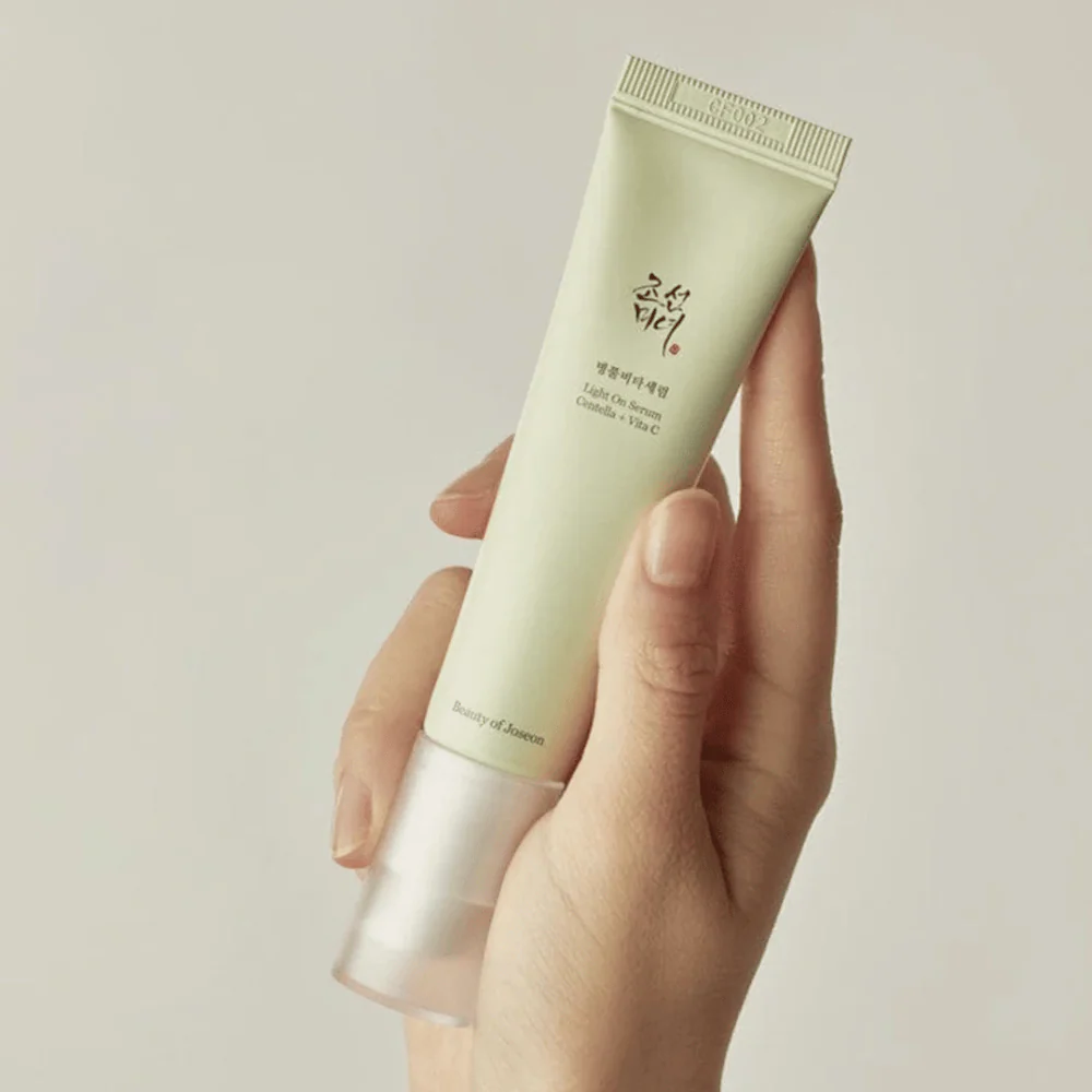 Light On Serum Centella + Vita C 30ml - Image 2